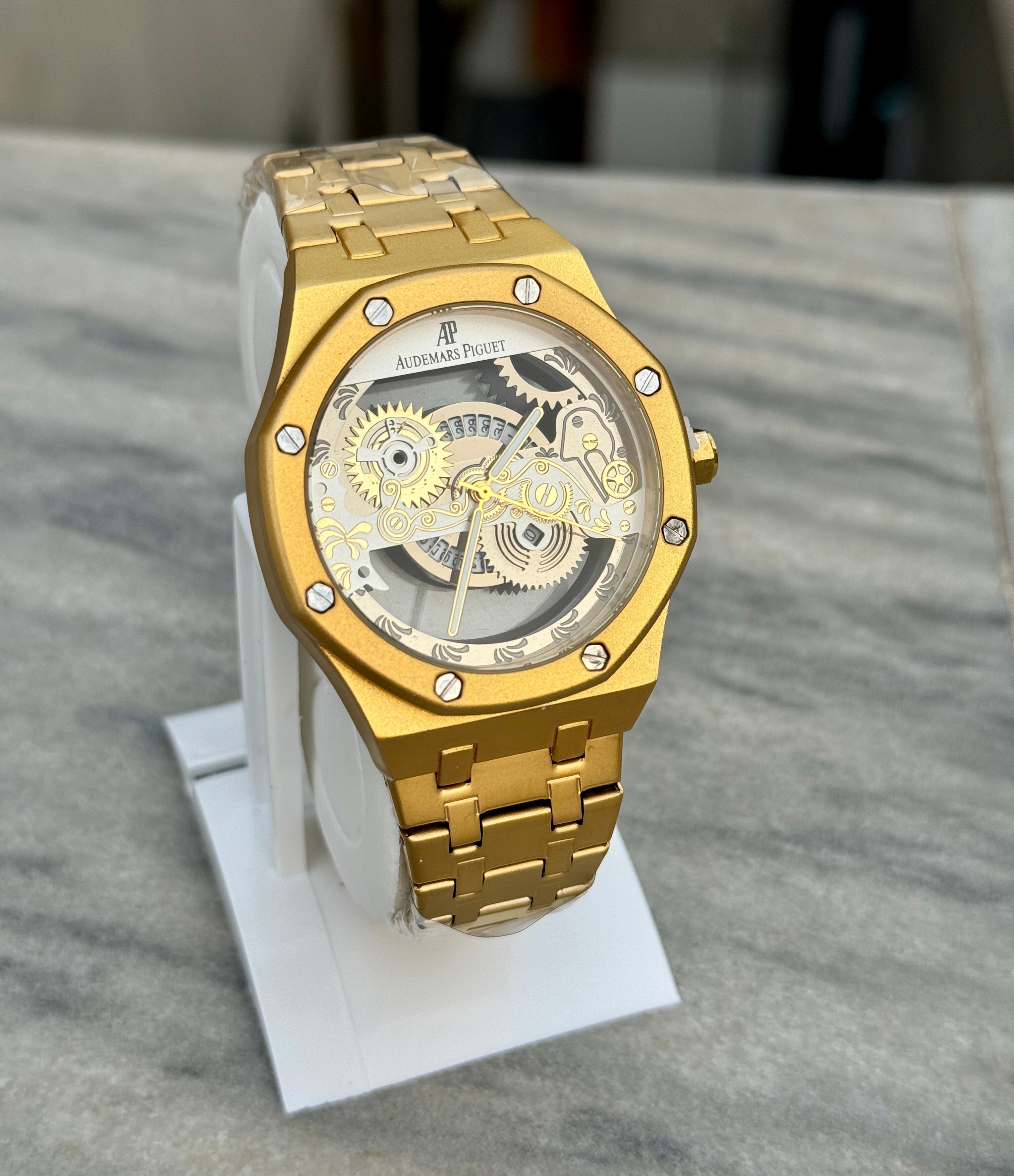 Ap Two Strips Golden Transparent Dial