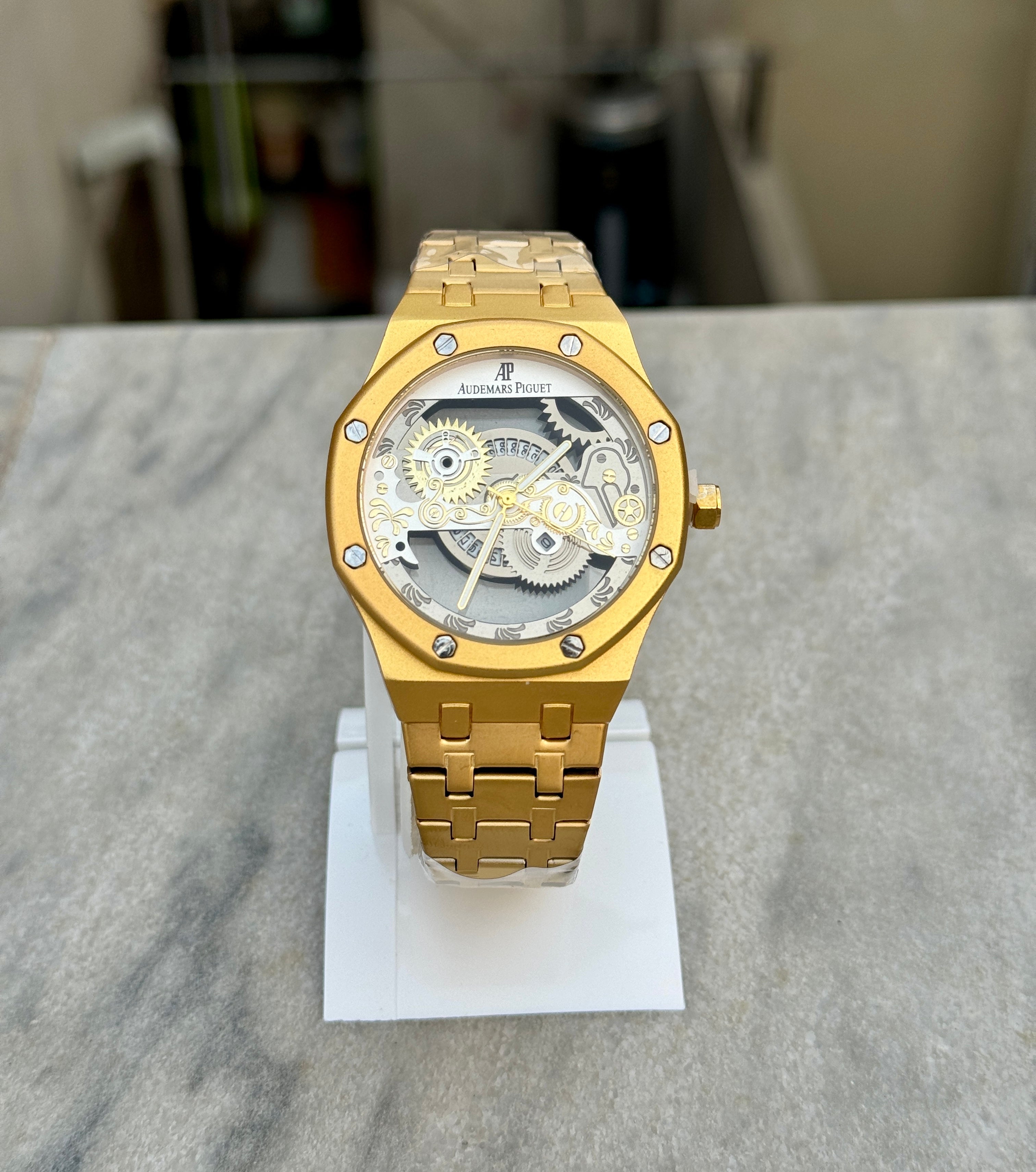 Ap Two Strips Golden Transparent Dial