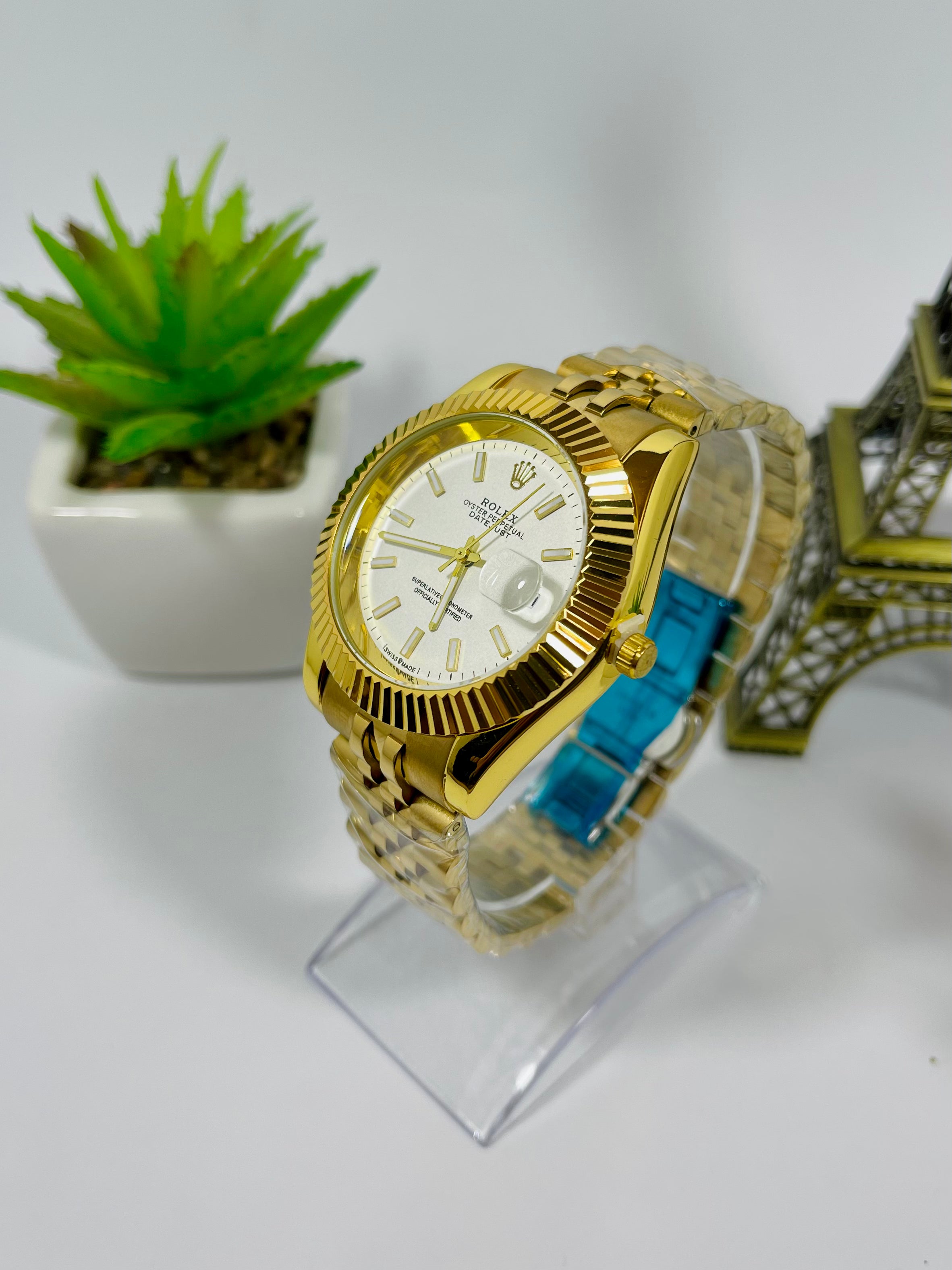 Rolex Luxury Date just White