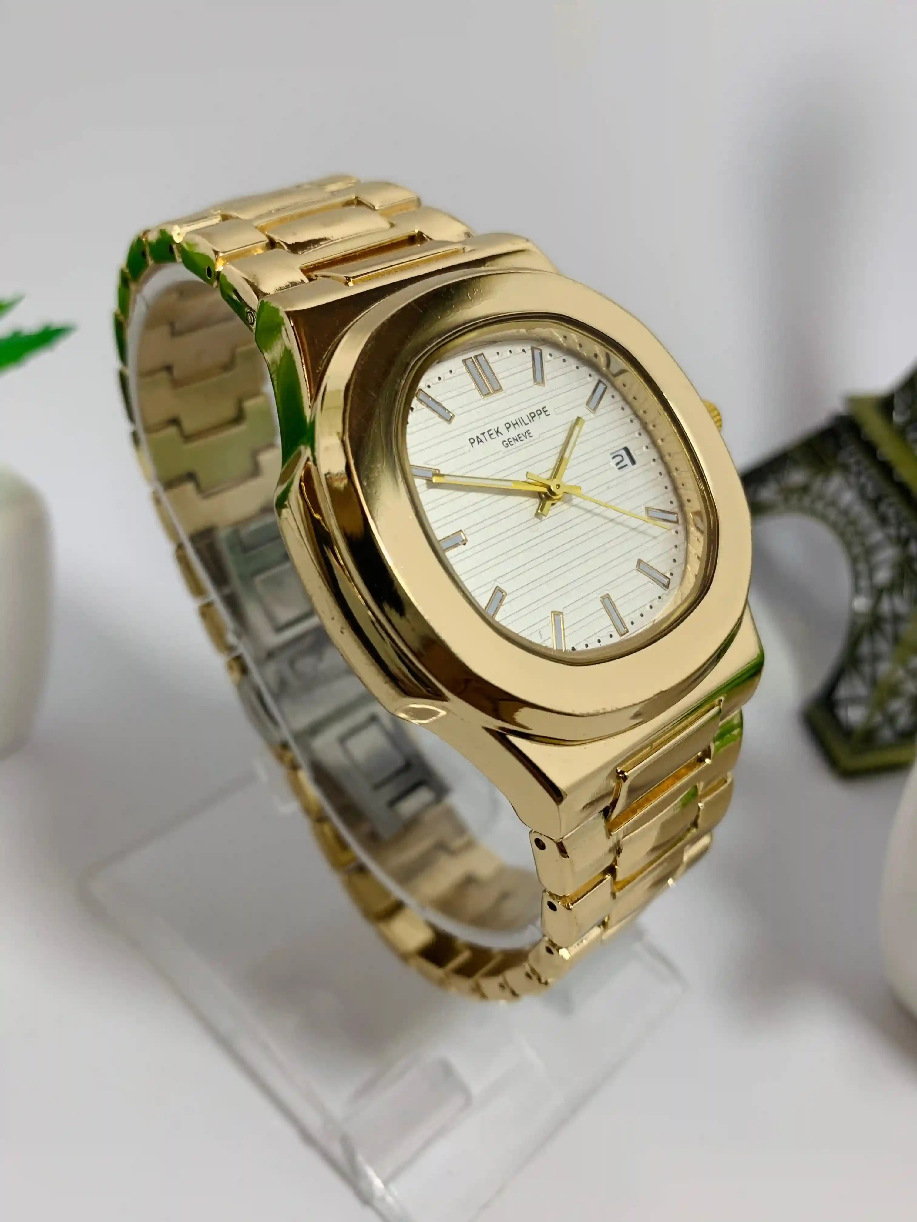 Patek Phillipe Golden White