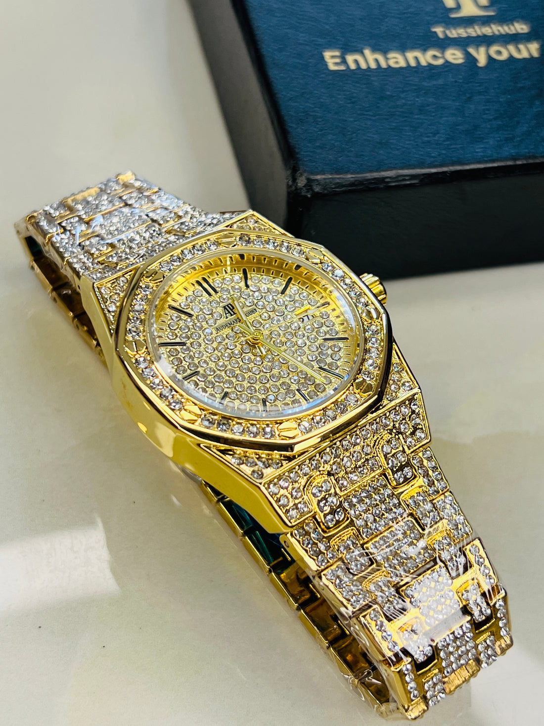 Ap Iced Stone Golden